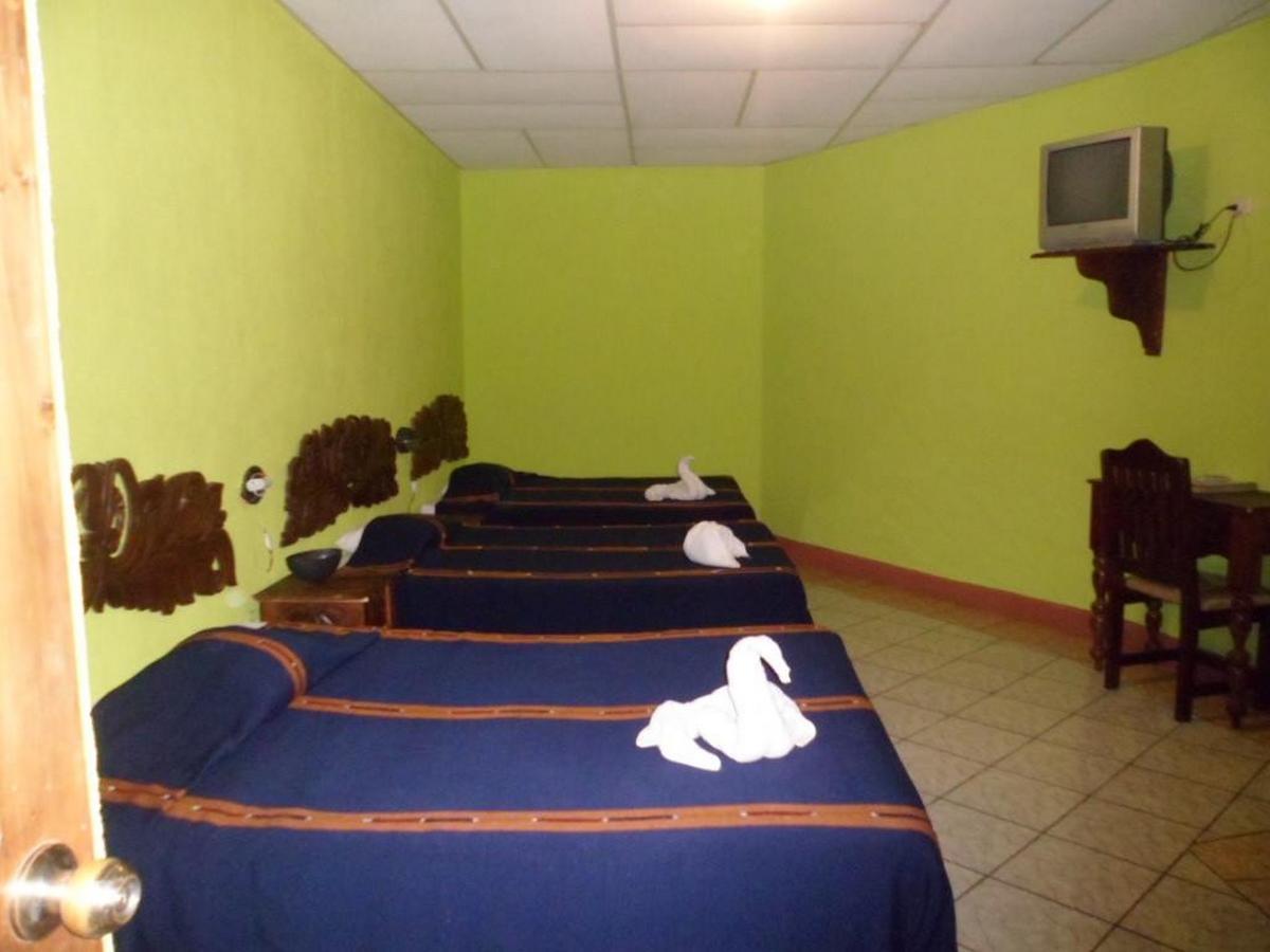 Hoteles Kakchiquel Панахачел Екстериор снимка