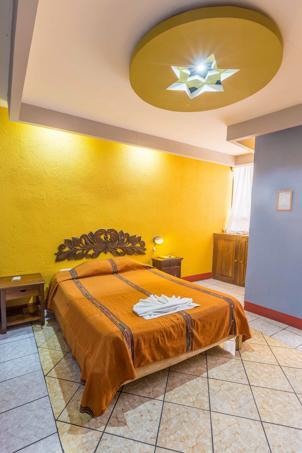 Hoteles Kakchiquel Панахачел Екстериор снимка